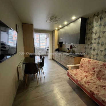 Продам квартиру, Мирная ул. , 1 кім., 45 м², евроремонт 