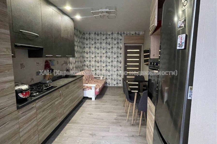 Продам квартиру, Мирная ул. , 1 кім., 45 м², евроремонт 