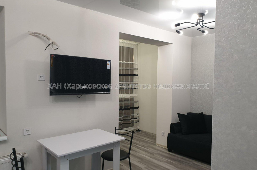 Продам квартиру, Пискуновский пер. , 1 кім., 45 м², капитальный ремонт 