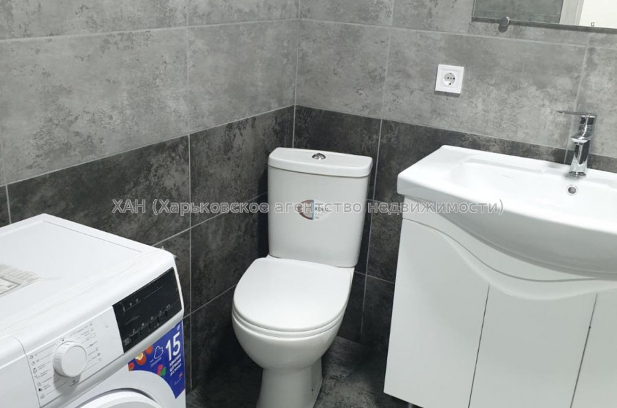 Продам квартиру, Пискуновский пер. , 1 кім., 45 м², капитальный ремонт 