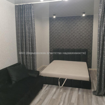 Продам квартиру, Пискуновский пер. , 1 кім., 45 м², капитальный ремонт 