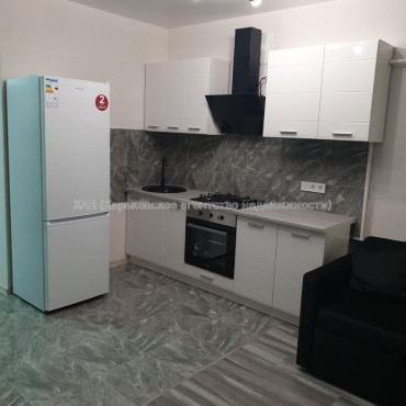 Продам квартиру, Пискуновский пер. , 1 кім., 45 м², капитальный ремонт 