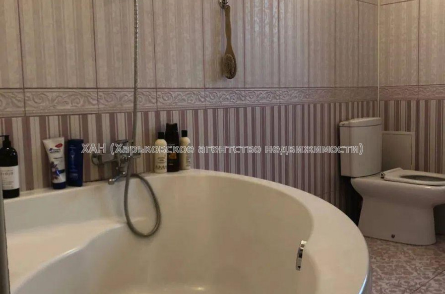 Продам дом, 150 м², 10 сот., капитальный ремонт 