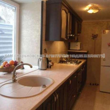 Продам дом, 150 м², 10 сот., капитальный ремонт 