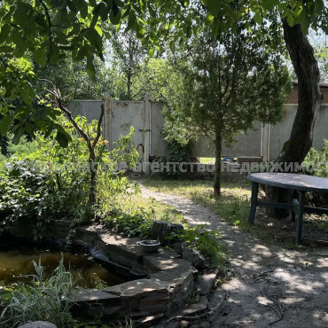 Продам дом, 150 м², 10 сот., капитальный ремонт 