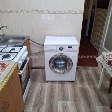 Здам квартиру, Познанская ул. , 1 кім., 30.20 м², косметический ремонт 