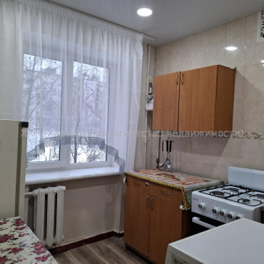 Здам квартиру, Познанская ул. , 1 кім., 30.20 м², косметический ремонт 