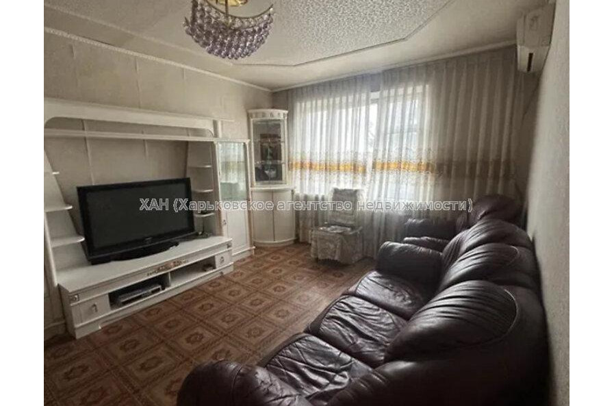 Продам квартиру, Юбилейный просп. , 2 кім., 47.10 м², косметический ремонт 