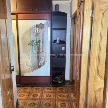 Продам квартиру, Юбилейный просп. , 2 кім., 47.10 м², косметический ремонт 