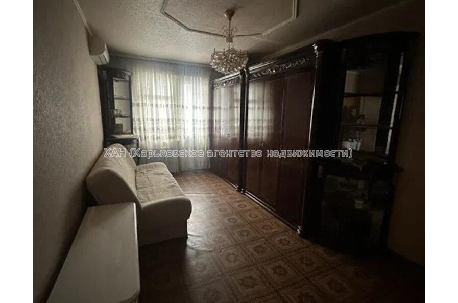 Продам квартиру, Юбилейный просп. , 2 кім., 47.10 м², косметический ремонт 