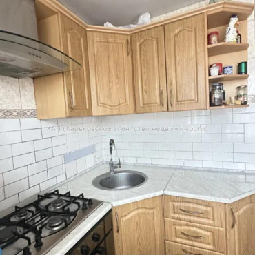 Продам квартиру, Юбилейный просп. , 2 кім., 47.10 м², косметический ремонт 