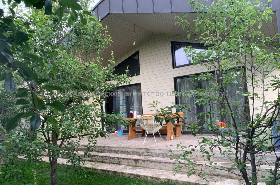 Продам дом, 120 м², 6 сот., евроремонт 