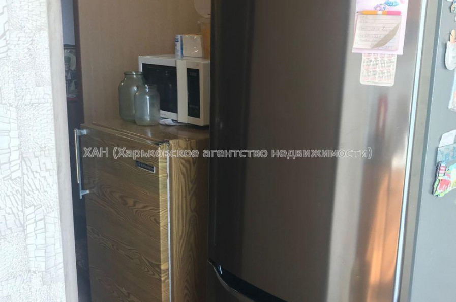 Продам квартиру, Победы просп. , 1 кім., 33 м², косметический ремонт 