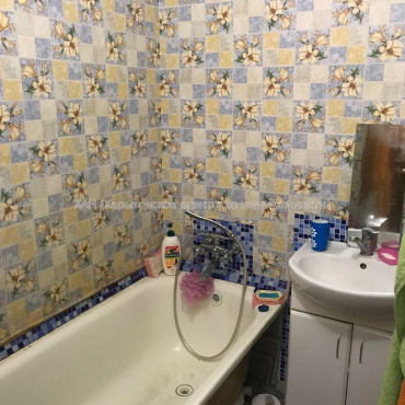 Продам квартиру, Победы просп. , 1 кім., 33 м², косметический ремонт 