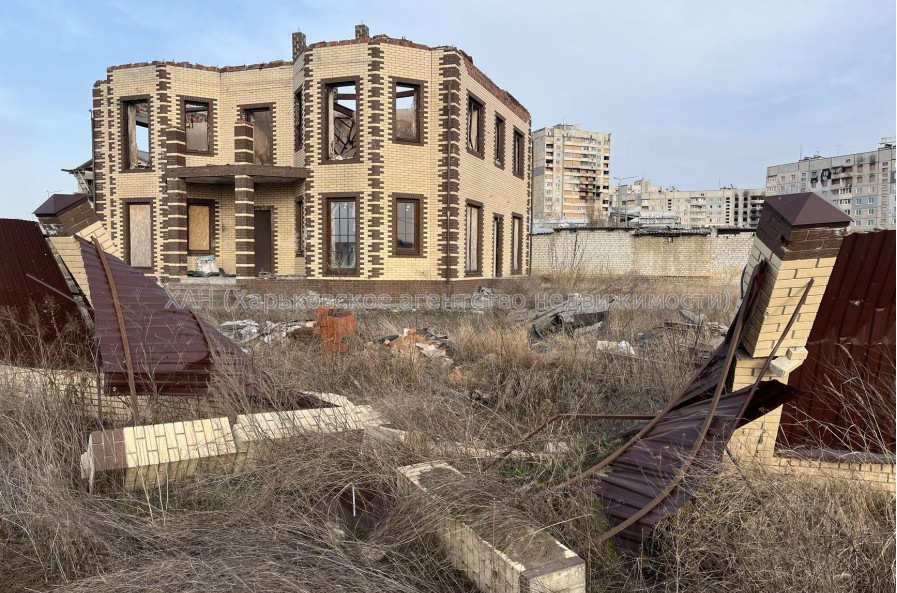 Продам дом, 240 м², 10 сот., авторский дизайн 