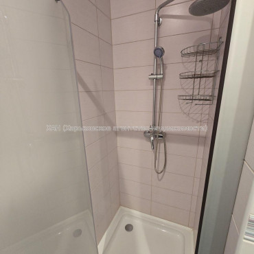 Продам квартиру, Науки просп. , 3 кім., 90 м², авторский дизайн 