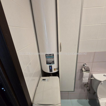 Продам квартиру, Науки просп. , 3 кім., 90 м², авторский дизайн 