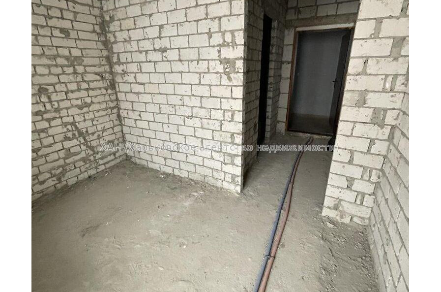 Продам квартиру, Мира ул. , 1 кім., 34.70 м², без внутренних работ 