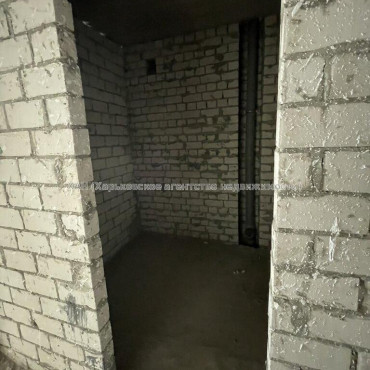 Продам квартиру, Мира ул. , 1 кім., 34.70 м², без внутренних работ 