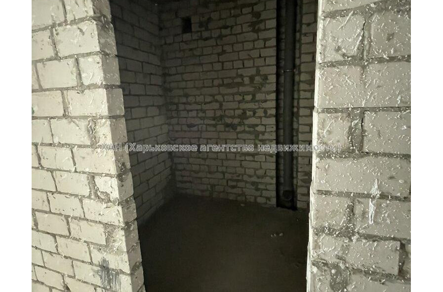 Продам квартиру, Мира ул. , 1 кім., 34.70 м², без внутренних работ 