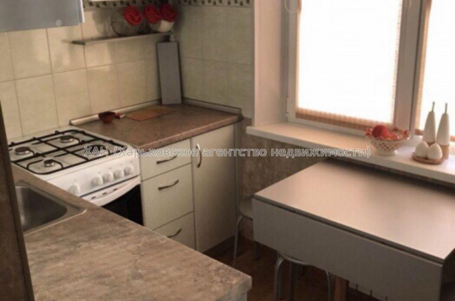 Сдам квартиру, Валентиновская ул. , 2  ком., 45 м², косметический ремонт 