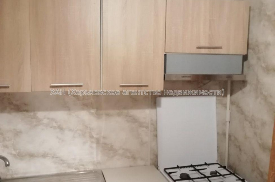 Продам квартиру, Науки просп. , 1  ком., 25 м², советский ремонт 