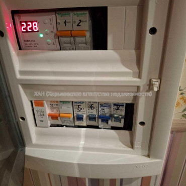 Продам квартиру, Деревянко ул. , 2  ком., 50 м², косметический ремонт 