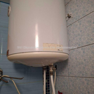 Продам квартиру, Деревянко ул. , 2  ком., 50 м², косметический ремонт 