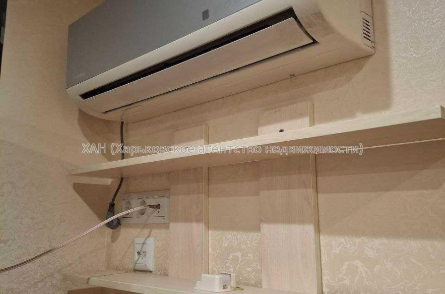 Продам квартиру, Деревянко ул. , 2  ком., 50 м², косметический ремонт 