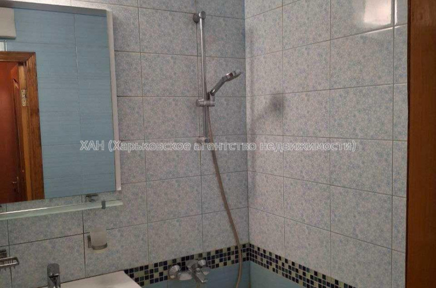 Продам квартиру, Деревянко ул. , 2  ком., 50 м², косметический ремонт 