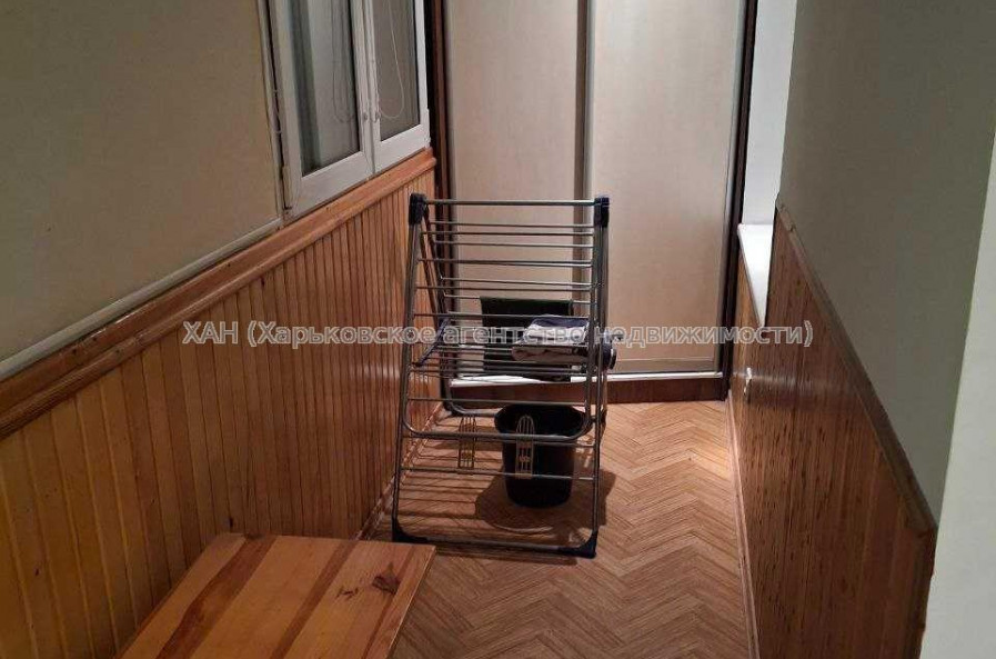 Продам квартиру, Деревянко ул. , 2  ком., 50 м², косметический ремонт 