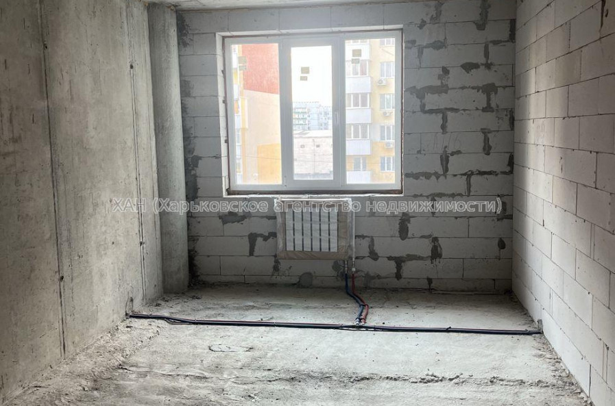 Продам квартиру, Гвардейцев Широнинцев ул. , 2  ком., 63.60 м², без внутренних работ 