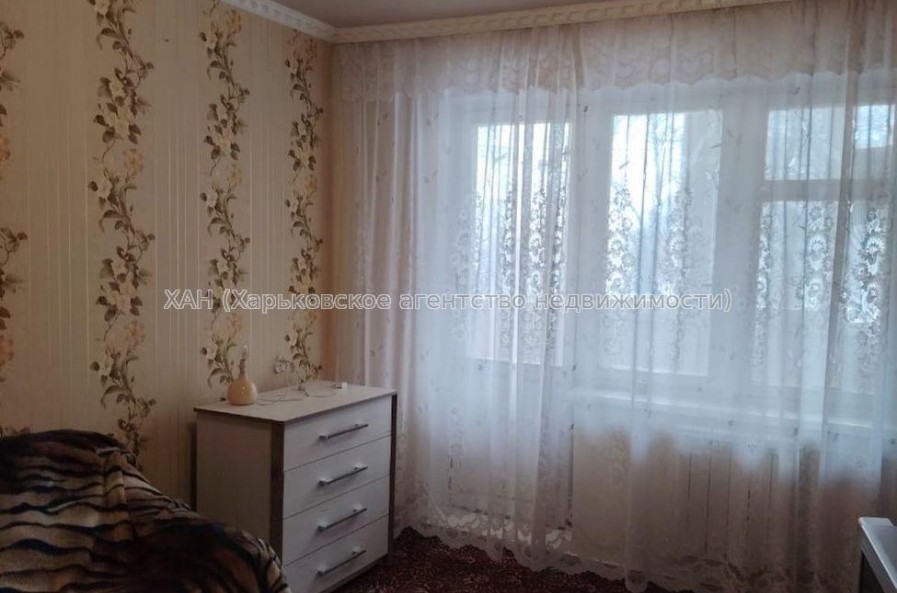 Продам квартиру, Ньютона ул. , 2 кім., 47 м², косметический ремонт 