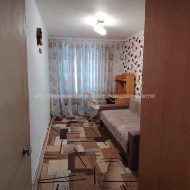 Продам квартиру, Ньютона ул. , 2 кім., 47 м², косметический ремонт 