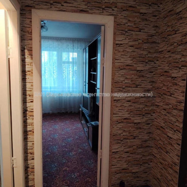 Продам квартиру, Ньютона ул. , 2 кім., 47 м², косметический ремонт 