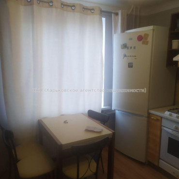 Здам квартиру, Защитников Неба ул. , 46В , 1 кім., 38 м², капитальный ремонт 