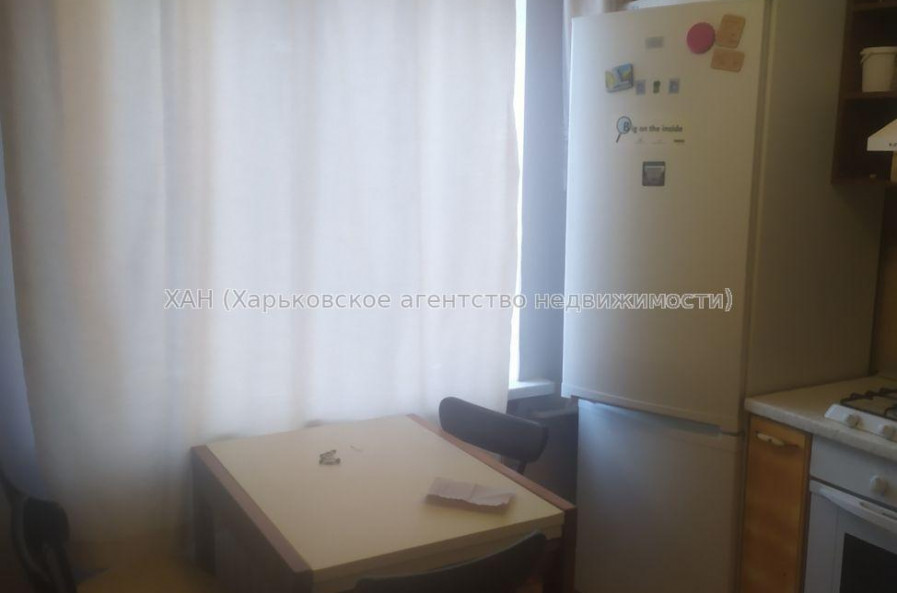 Здам квартиру, Защитников Неба ул. , 46В , 1 кім., 38 м², капитальный ремонт 