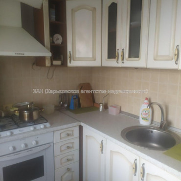 Здам квартиру, Защитников Неба ул. , 46В , 1 кім., 38 м², капитальный ремонт 