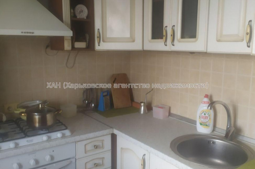 Здам квартиру, Защитников Неба ул. , 46В , 1 кім., 38 м², капитальный ремонт 