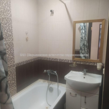 Здам квартиру, Защитников Неба ул. , 46В , 1 кім., 38 м², капитальный ремонт 