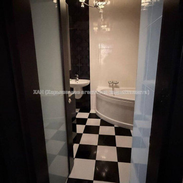 Продам квартиру, Победы просп. , 2  ком., 79.60 м², евроремонт 