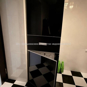 Продам квартиру, Победы просп. , 2  ком., 79.60 м², евроремонт 