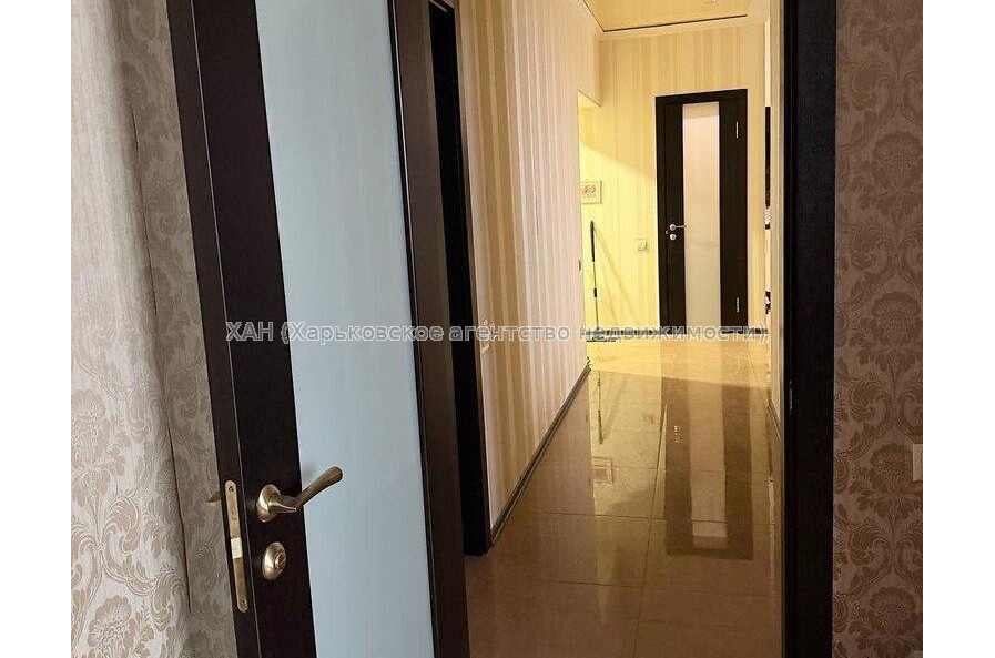 Продам квартиру, Победы просп. , 2  ком., 79.60 м², евроремонт 