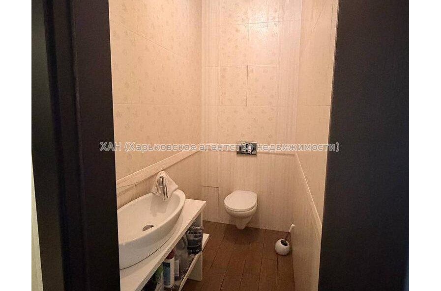 Продам квартиру, Победы просп. , 2  ком., 79.60 м², евроремонт 