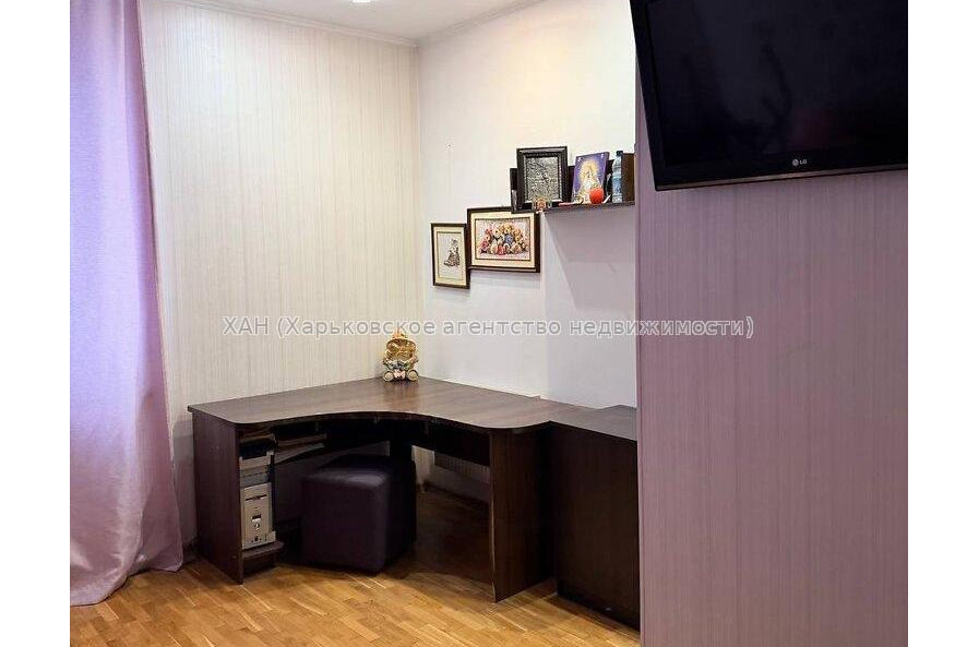 Продам квартиру, Победы просп. , 2  ком., 79.60 м², евроремонт 