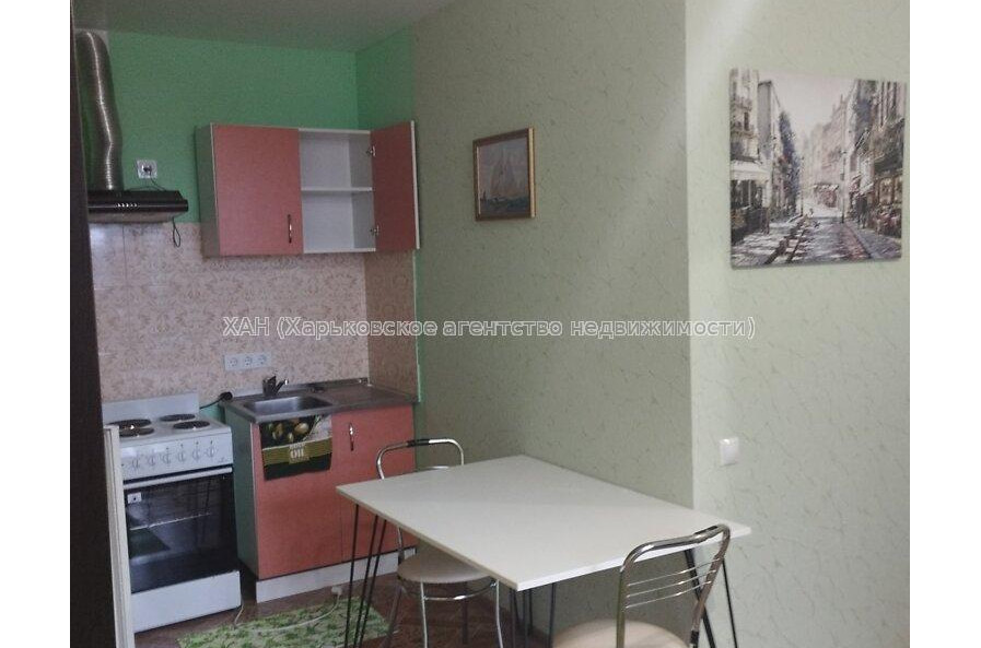 Продам квартиру, Барабашова академика ул. , 1  ком., 35.60 м², капитальный ремонт 