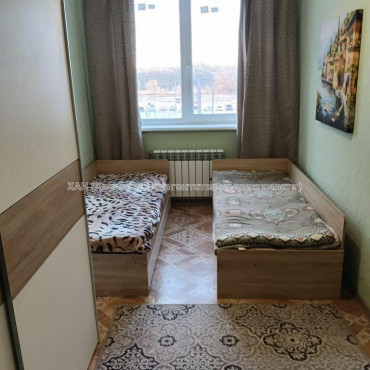 Продам квартиру, Шевченковский пер. , 1  ком., 35.60 м², капитальный ремонт 