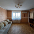 Продам квартиру, Славянская ул. , 2  ком., 50 м², капитальный ремонт 