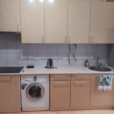 Продам квартиру, Щукина ул. , 1 кім., 20.80 м², косметический ремонт 