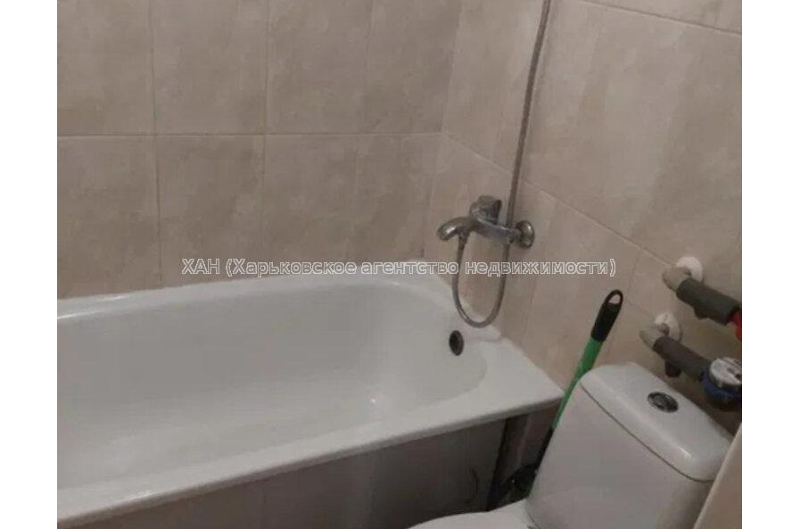 Продам квартиру, Щукина ул. , 1 кім., 20.80 м², косметический ремонт 